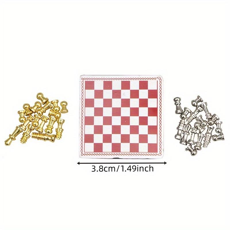 

Миниатюрный набор шахмат в масштабе 1/12 - Модель-украшение - Реквизит для миниатюрной фотографии своими руками/Декорация сцены гостиной - Сезонный декор - Идеальный подарок 1 Set