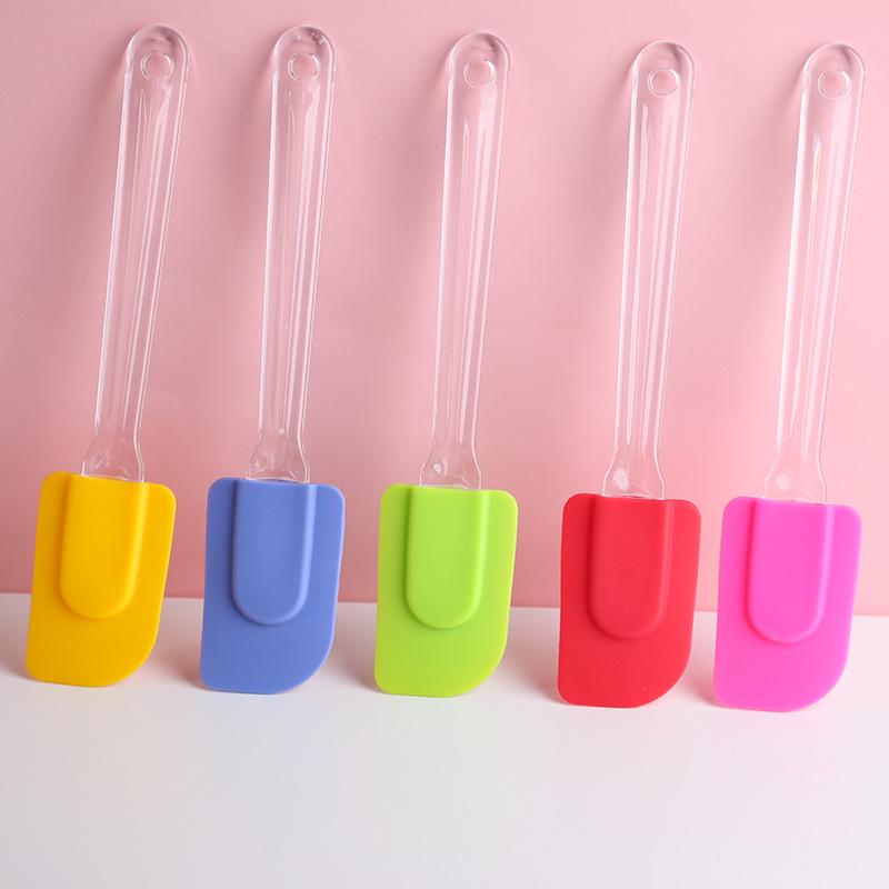 High-Temperature Resistant Silicone Kitchen Scraper for DIY Mixing