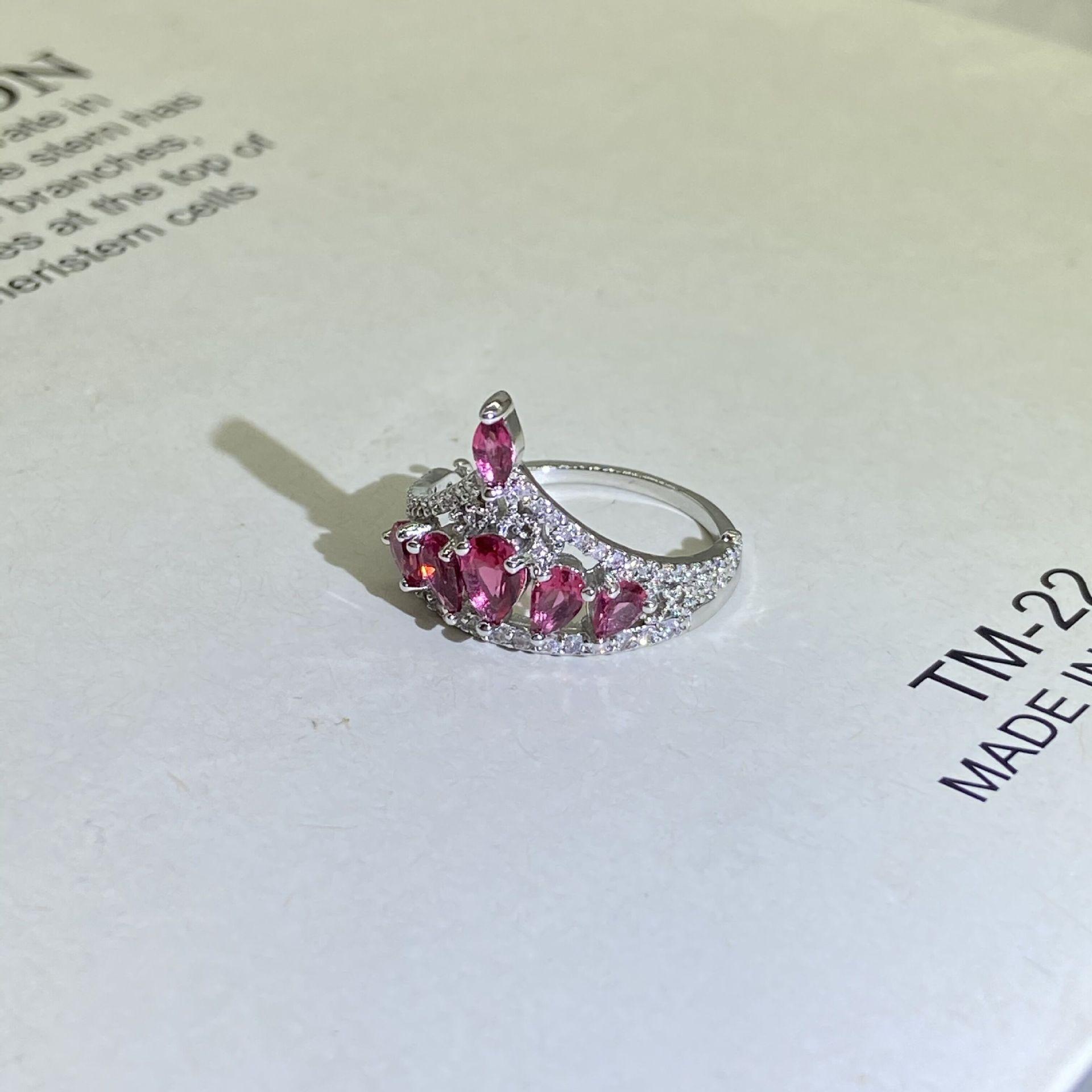 

Европейская и американская мода женская корона модное трендовое кольцо с инкрустацией камнями No. 9