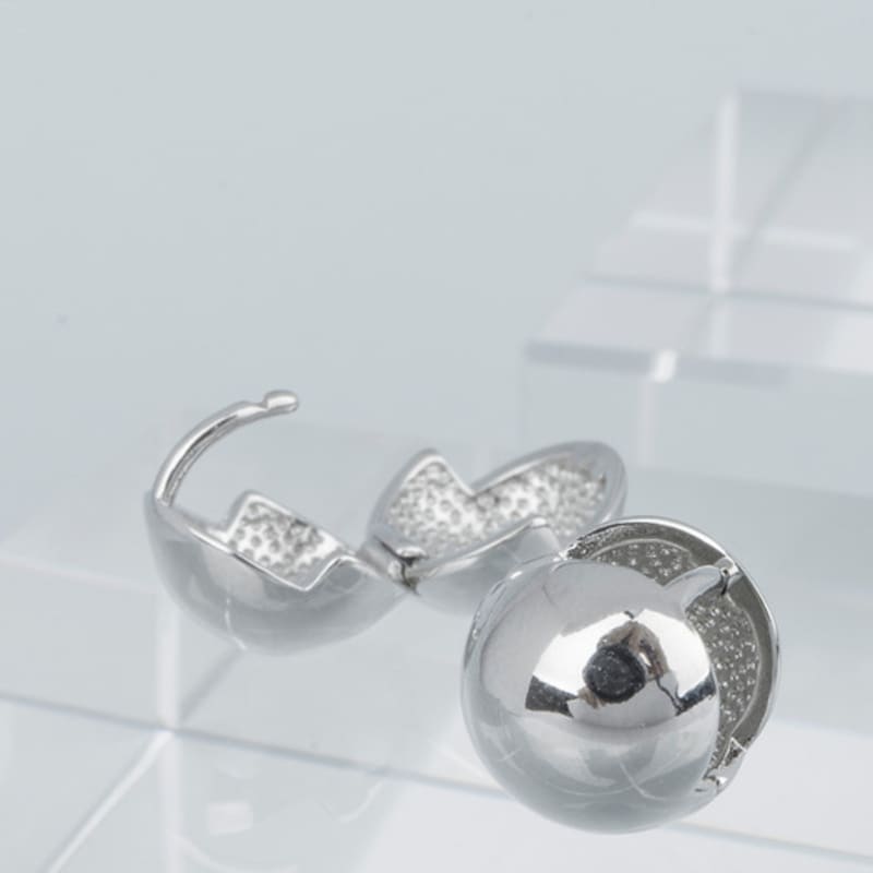 AUGUST ALICE Coco ball earring [Coco ball earrings_2 colors]