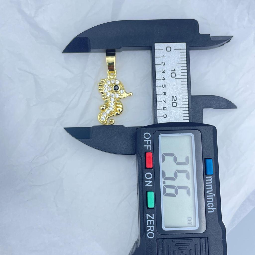 Stilvolle 18K vergoldete Seepferdchen Diamant Anhänger Halskette für Frauen