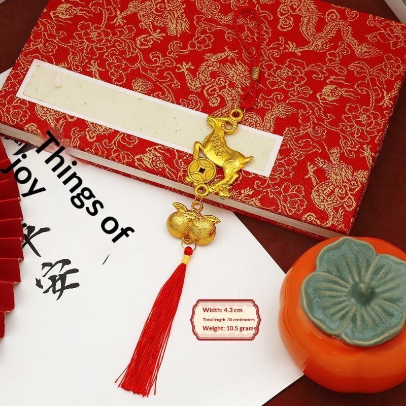 Lunar New Year 2027 Goat Hanging Ornament Gold Lucky Design Red Tassels for Spring Festival Family Gathering Decor
