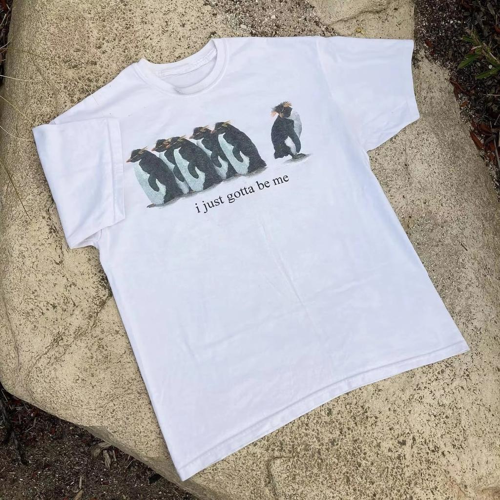 2025 Summer New Cute Summer Little Penguin Oversized Loose T-shirt Short-sleeved T-shirt with A Niche School Style Tops Tees