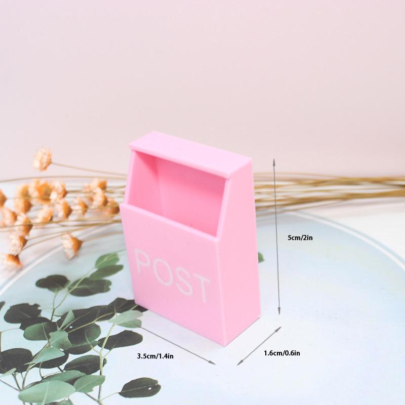 

1 Piece 1:12 Doll House Miniature Post Box Mini Mailbox Model Christmas Holiday Pocket Scene Decoration розовый