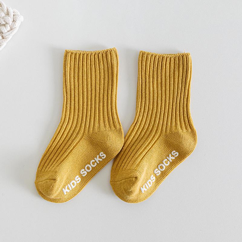 Nowe Jesienne Skarpetki Dziecięce: Bawełniane podkolanówki z podwójną igłą dla dzieci w wieku 1-3 lat, luźny krój, nie krępujące ruchu