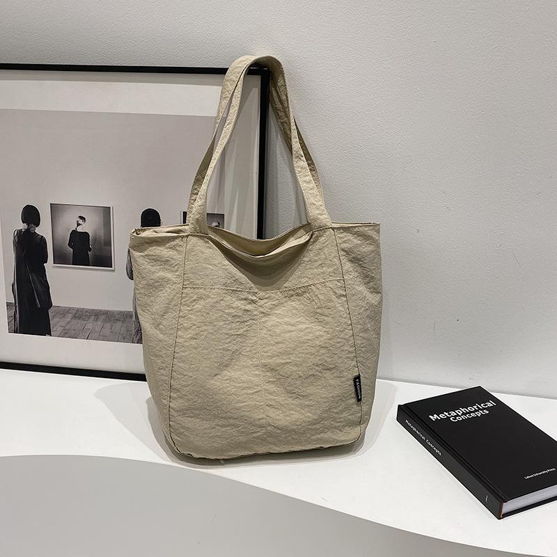 Japanese Aesthetic, Foreign Style, Personalized Leisure Shoulder Bag, Female Student Class Handbag, Niche Commuter Tote Big Bag