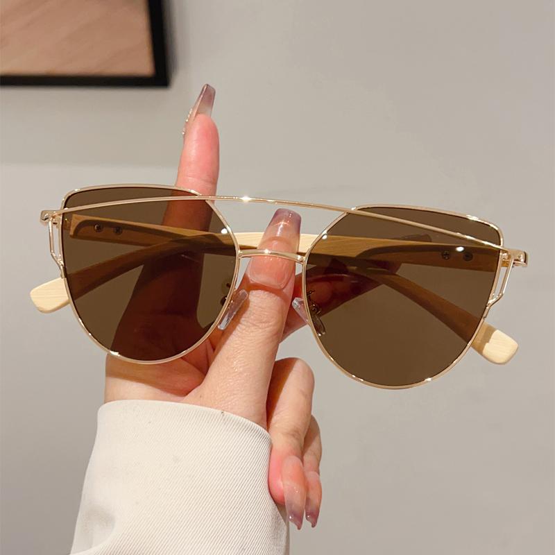 Vintage Cat Eye Sunglasses Women New In Fashion Mirror Shades Trendy Double Bridge Luxury Brand Design Sun Glasses