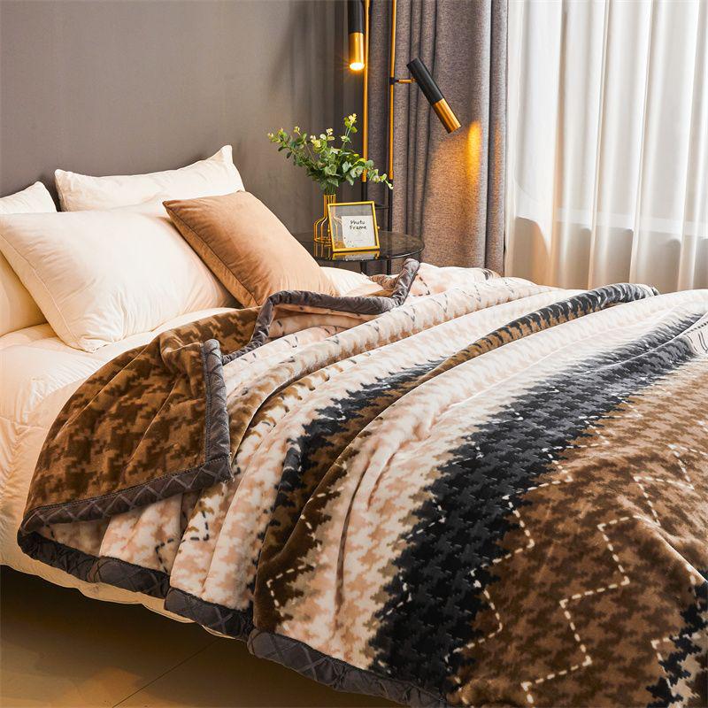 G5Z Thickened Raschel & Coral Flannel Winter Blanket for Dorms & Bedrooms