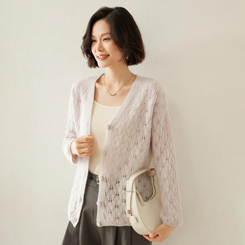 

2024 Autumn/Winter Cashmere Cardigan: Button Closure, Leaf Openwork, Loose & Versatile Sweater. L [120-150] фіолетовий