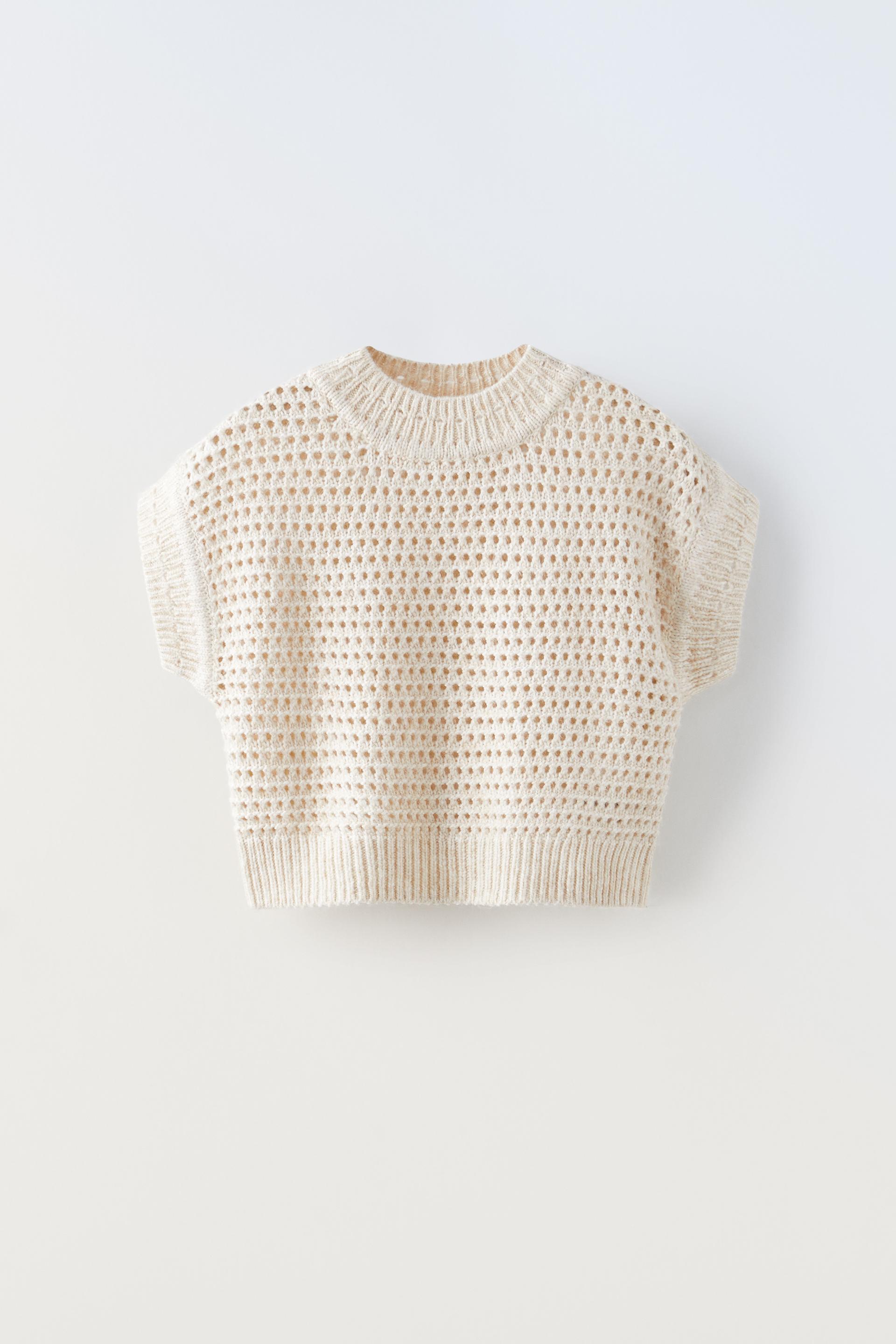 

ОТКРЫТЫЙ ТРИКОТАЖНЫЙ ЖИЛЕТ