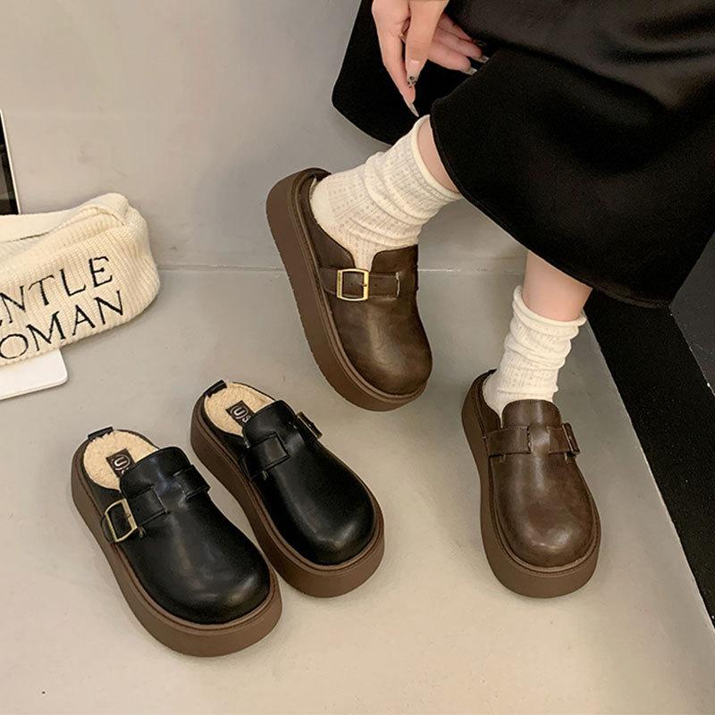 One-pedal Muller shoes velvet cotton drag lazy small leather shoes 2025 autumn and winter new thick-soled bag head half slippers women's models