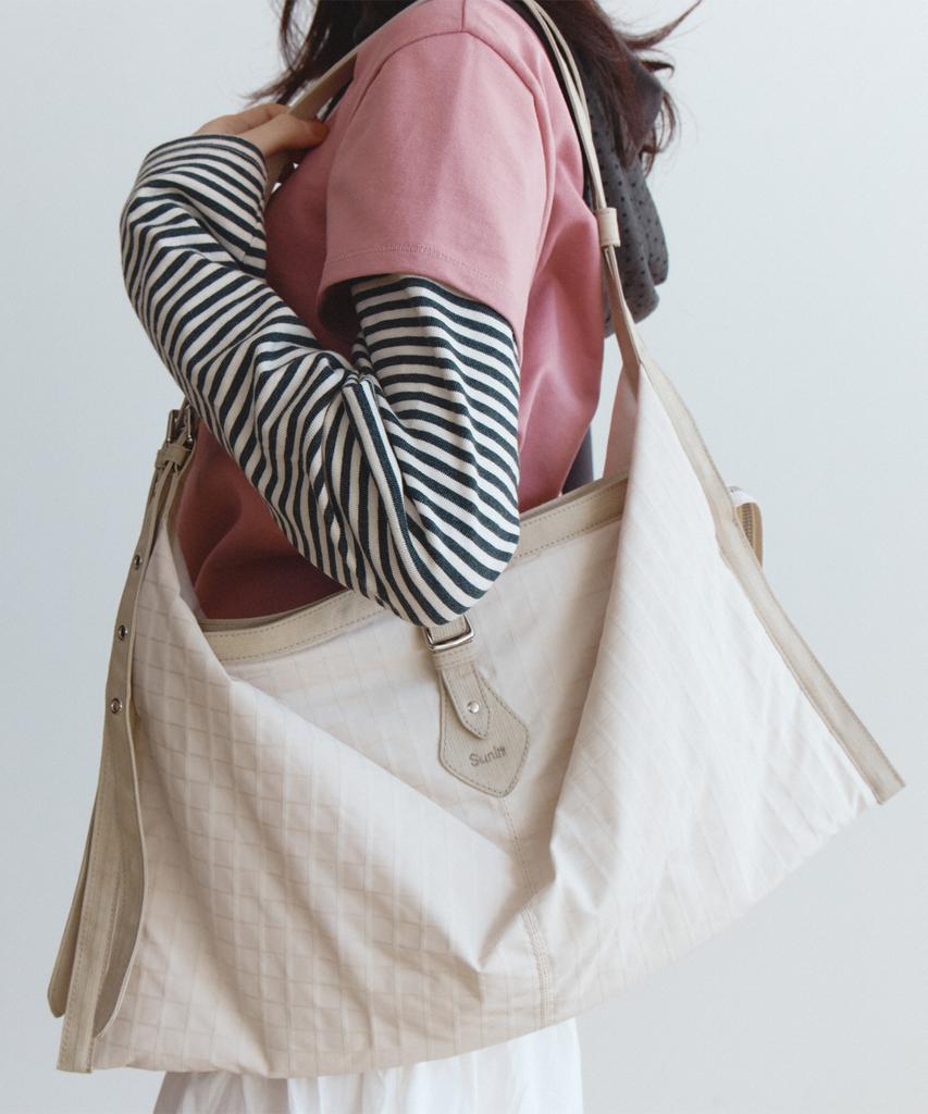 Sunlit Buckle Crossbody Bag (Check Ivory)