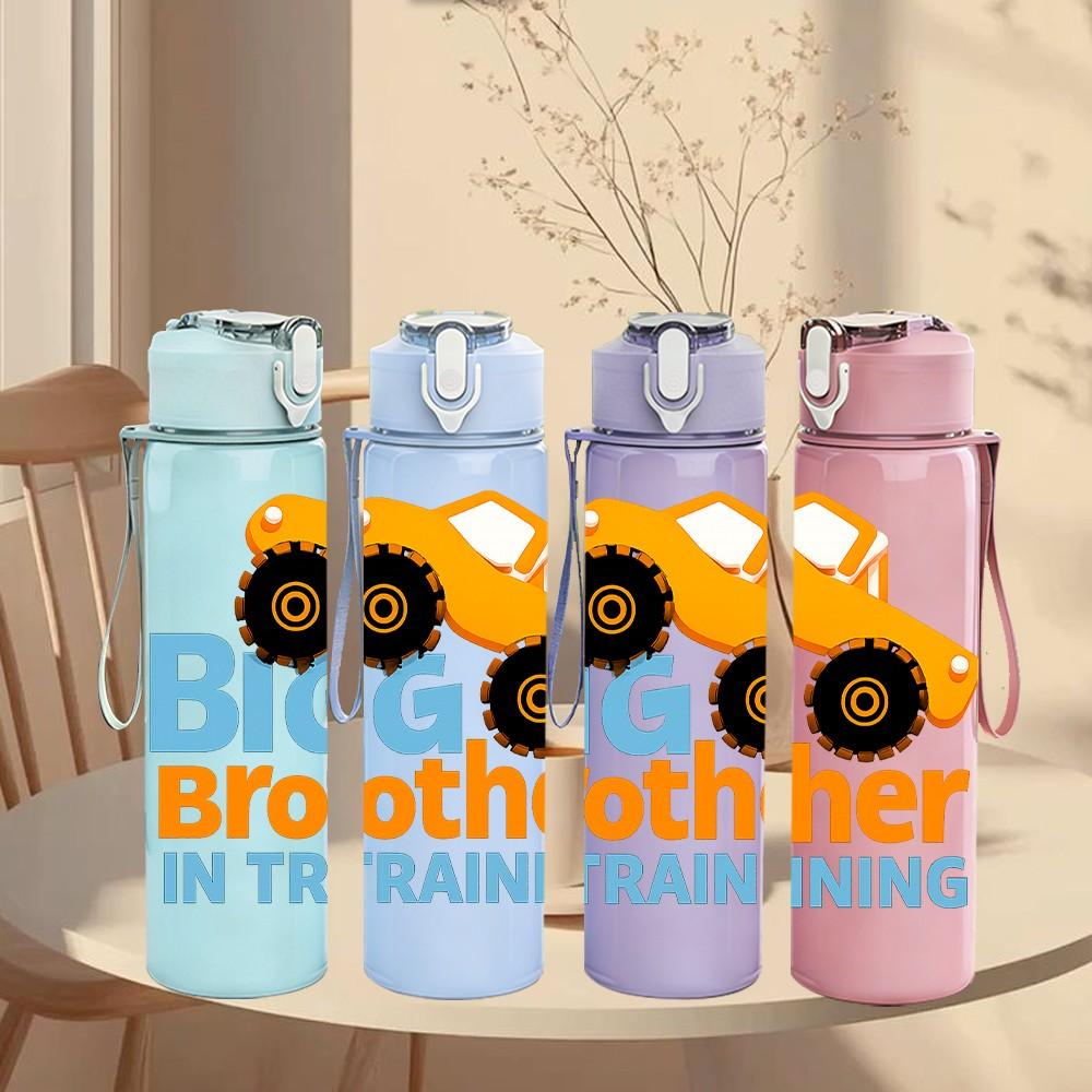 1PC Big Brother In Training 750ml Color Plastic Sports Water Bottle Leakproof Flip Straw Lid Suitable for Sports Office Home Use