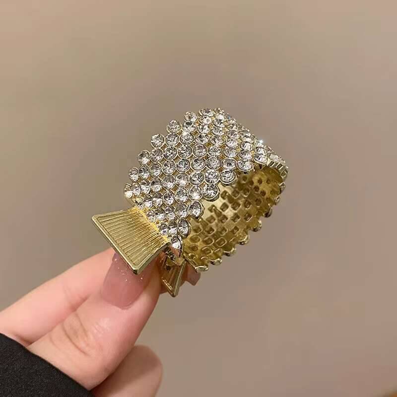 New Rhinestone Pearl Crab Hair Clip Women Fixed Ponytail Hairpin Holder Barrettes Y2k Girls Hair Accessories Claw Clip