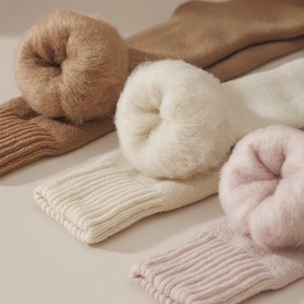 "Women's Fleece-Lined Thick Knee-High Socks - Warm Cashmere Thigh-Highs for Autumn & Winter"
