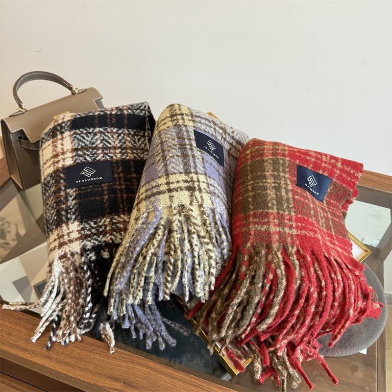 Plaid scarf women's winter new shawl versatile student warm scarf male couple