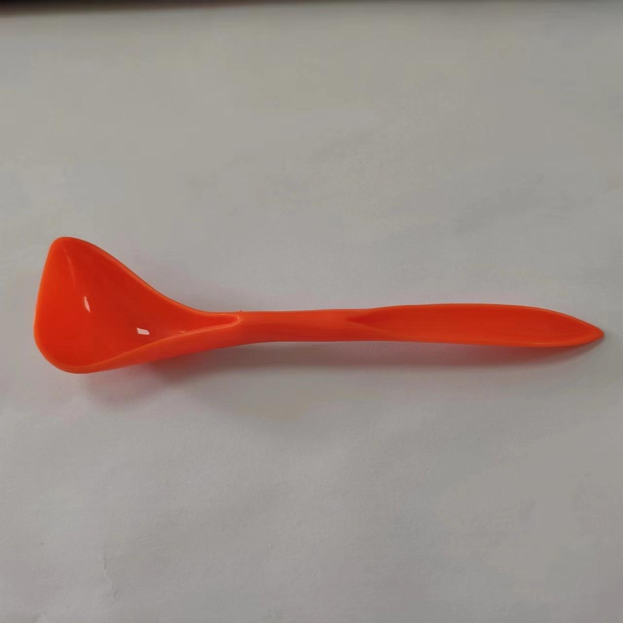 

Silicone Pet Food Can Lids - Cat & Dog Fresh-Keeping Three-in-One Sealing Lids