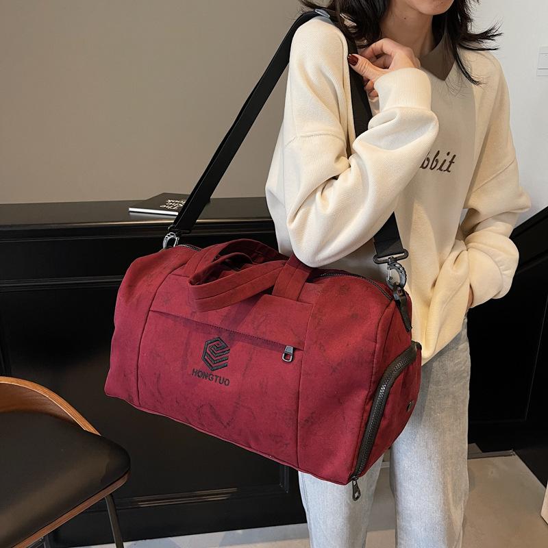 Travel bag large capacity high niche new diamond yoga fitness bag dry and wet separation travel luggage men and women