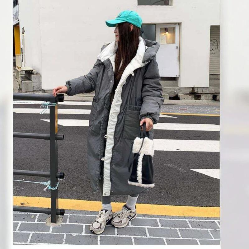 Contrasting colors hooded medium and long cotton clothes for women, new winter models can wear casual and versatile warm coats on both sides