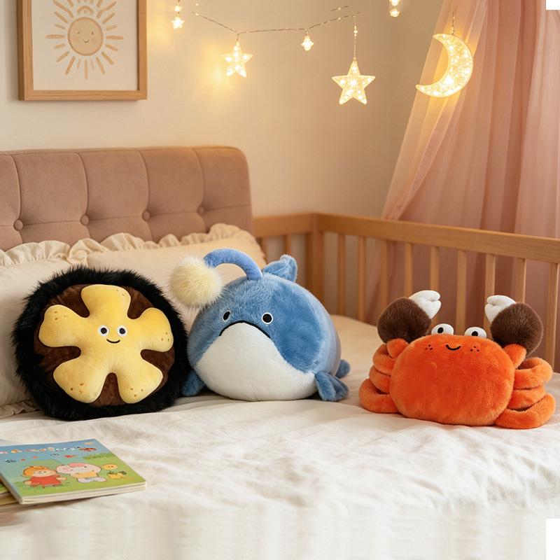 Cute Ocean Animal Plush Toy – Killer Whale & Crab Aquarium Souvenir