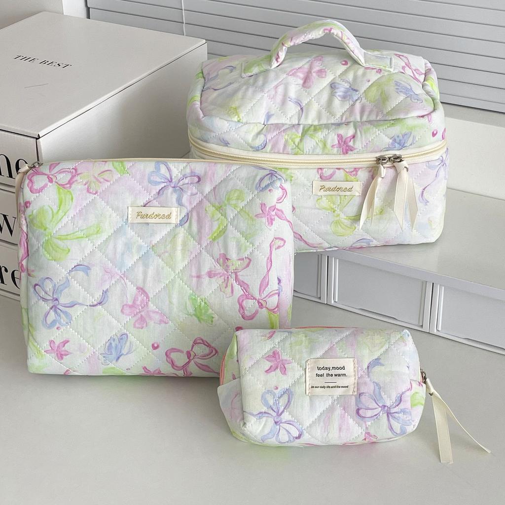 Portable and fresh ins-style color-blocking handbag for outings, dreamy colorful butterfly series makeup bag