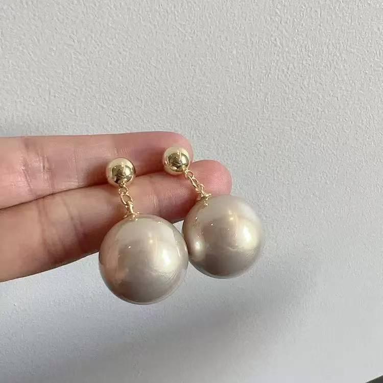Elegant French-Style Pearl Earrings: High-End, Light Luxury, Chinese-Inspired Design