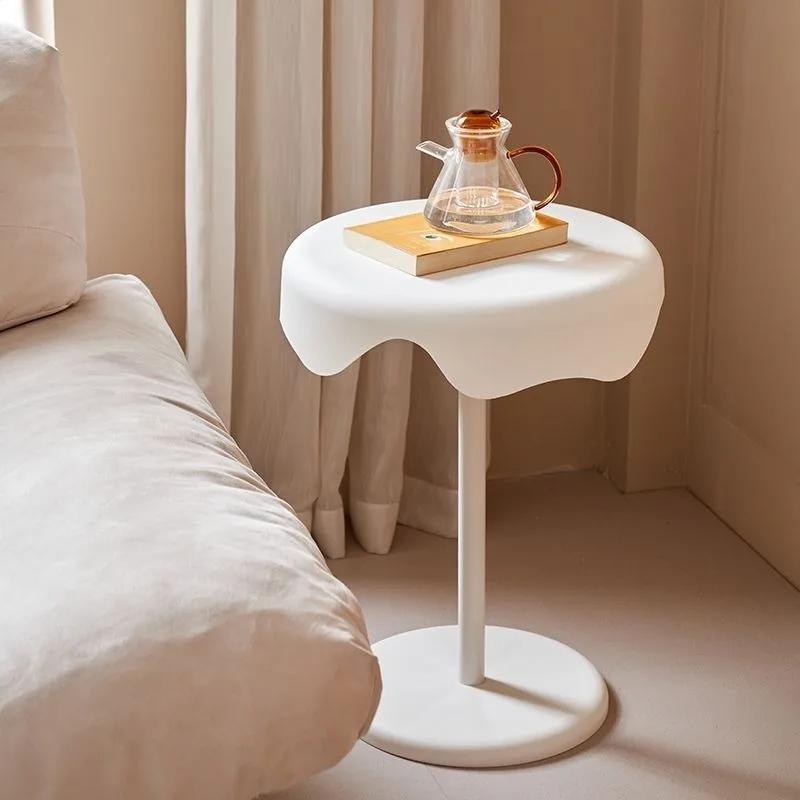 Ice Cream Style Small Side Table Bedside Nightstand Tatami Sofa Coffee Table for Living Room Decorative Furniture