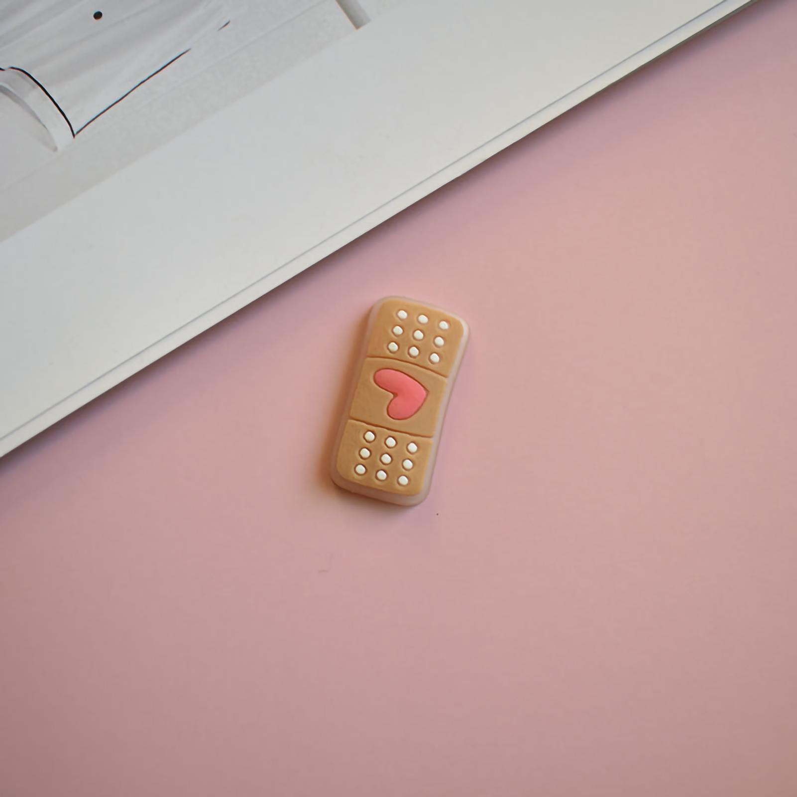 

Мультяшная пуговица для обуви из ПВХ, симпатичная портативная светящаяся обувь, украшение для браслета на запястье, браслет 10