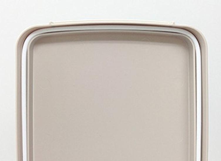 Shinki Syntetický Odpadkový koš Tombow Střední Kbelík 14 Šířka 17 x Hloubka 34 x Výška 38 Obsahuje Vyrobeno v Japonsku Plechovka, Deodorizační, Antibakteriální, Balení, Zámek,