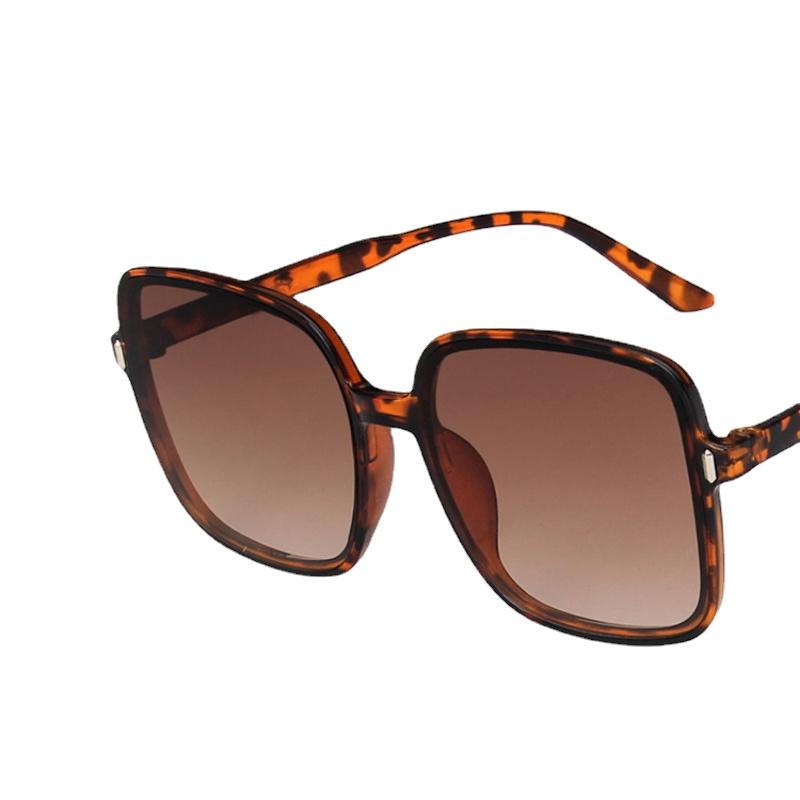 New Fashion Large Frame Sunglasses Women Rice Nail Decoration Oversized Vintage Rectangle Eyewear Sun Glasses