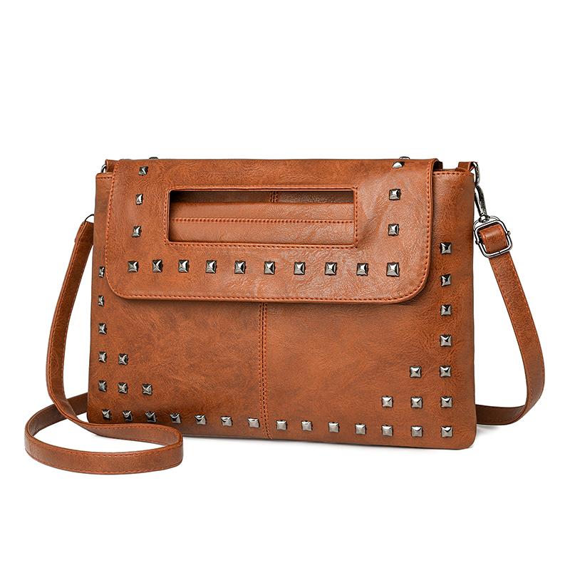 Rivet Envelope Bag Women's Shoulder Crossbody Bag Large Capacity Mobile Phone Coin Purse