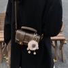 Retro portable small bag women's 2025 new versatile shoulder bag fashion pillow-type lock messenger bag