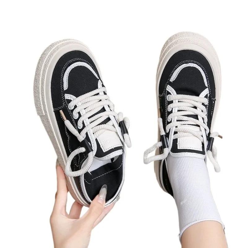 Fashion 2024 New Niche White Shoes with A Trendy Height Increase In Spring, Versatile High-top Canvas Shoes