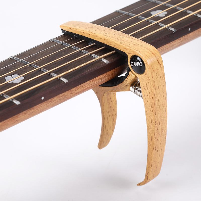 Unisex kovová kapodastra a klipová ladička pro folk, elektrickou kytaru a ukulele