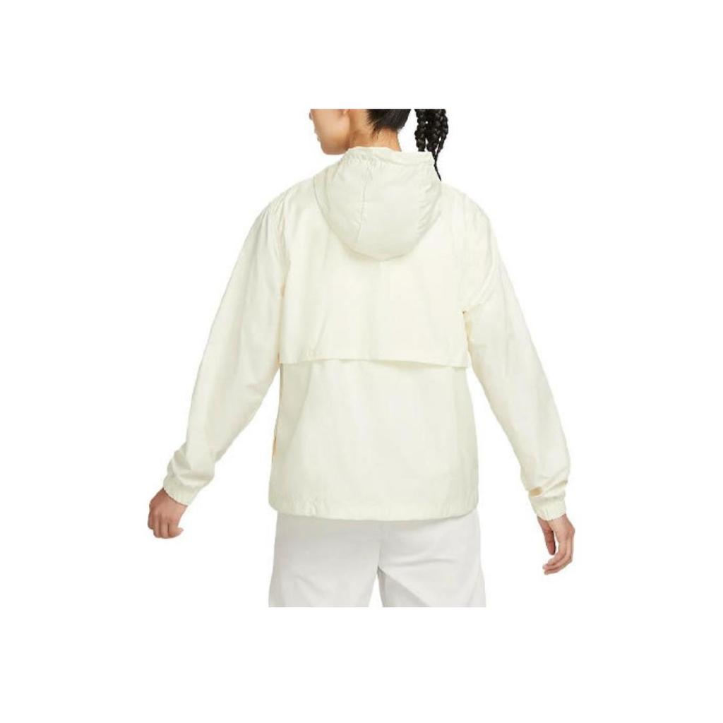 Nike Sportswear Essential Repel Logo Kapuzen-Webjacke Damenjacken Kokosmilch DM6180-113
