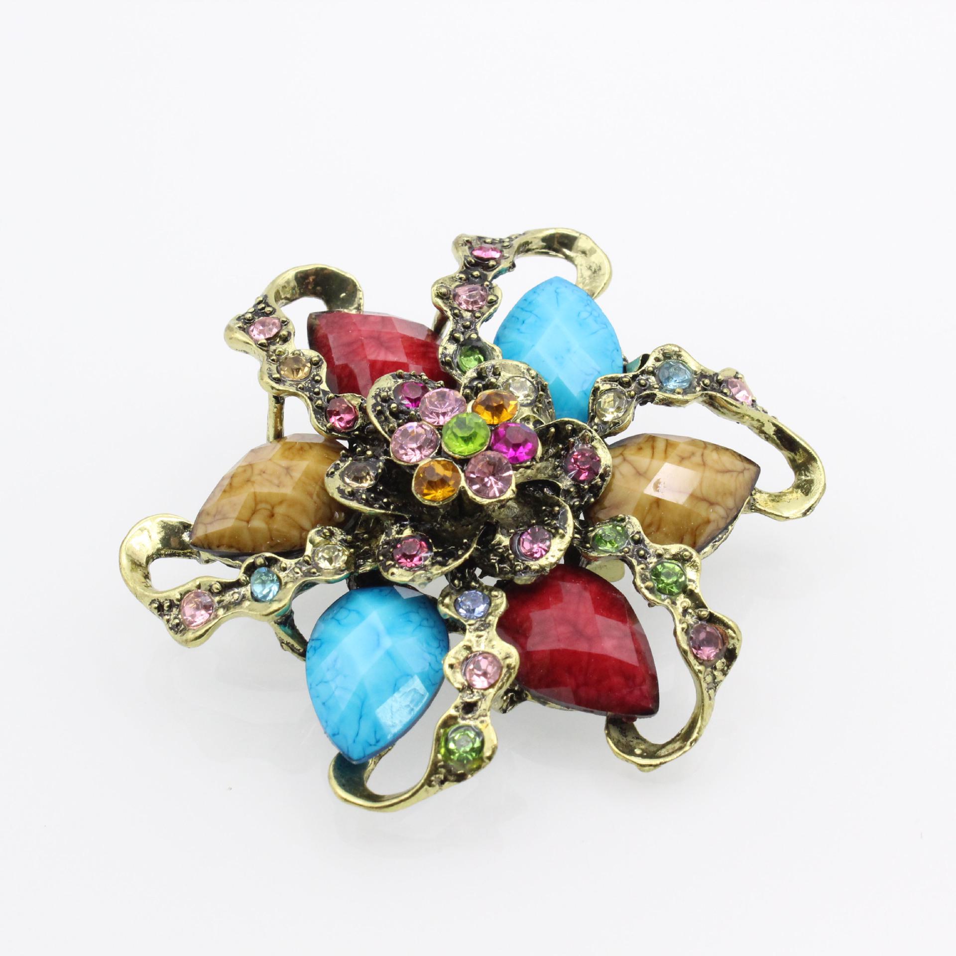 European  American Style Water Drop Rhinestone Retro Flower Brooch