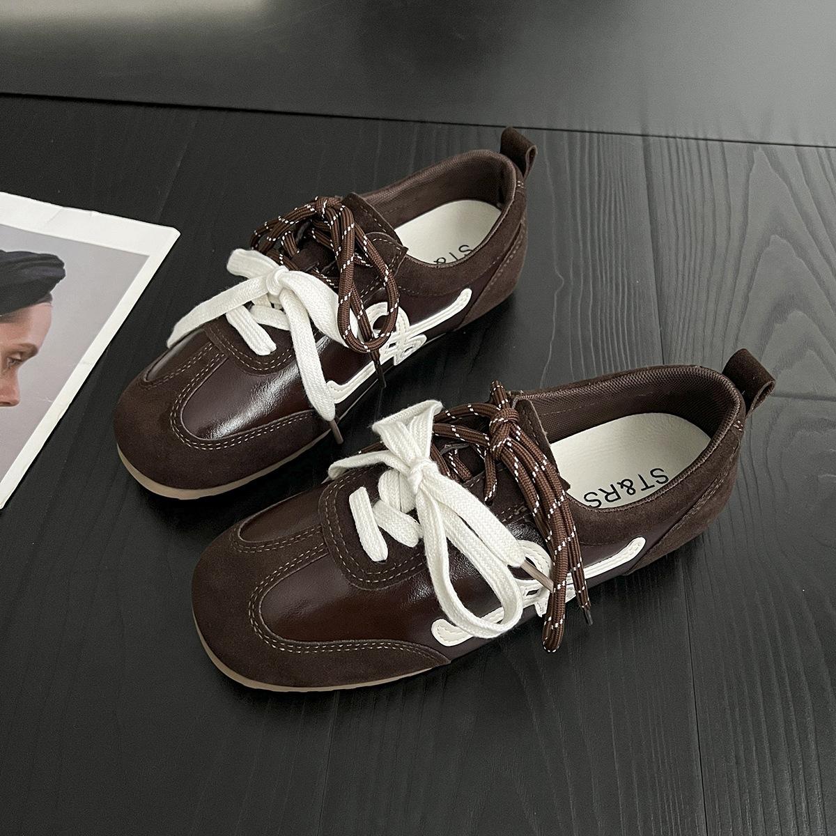 

French inner height increase red German training shoes women s 2025 new autumn retro casual sports board shoes Forrest Gump shoes 40 коричневый