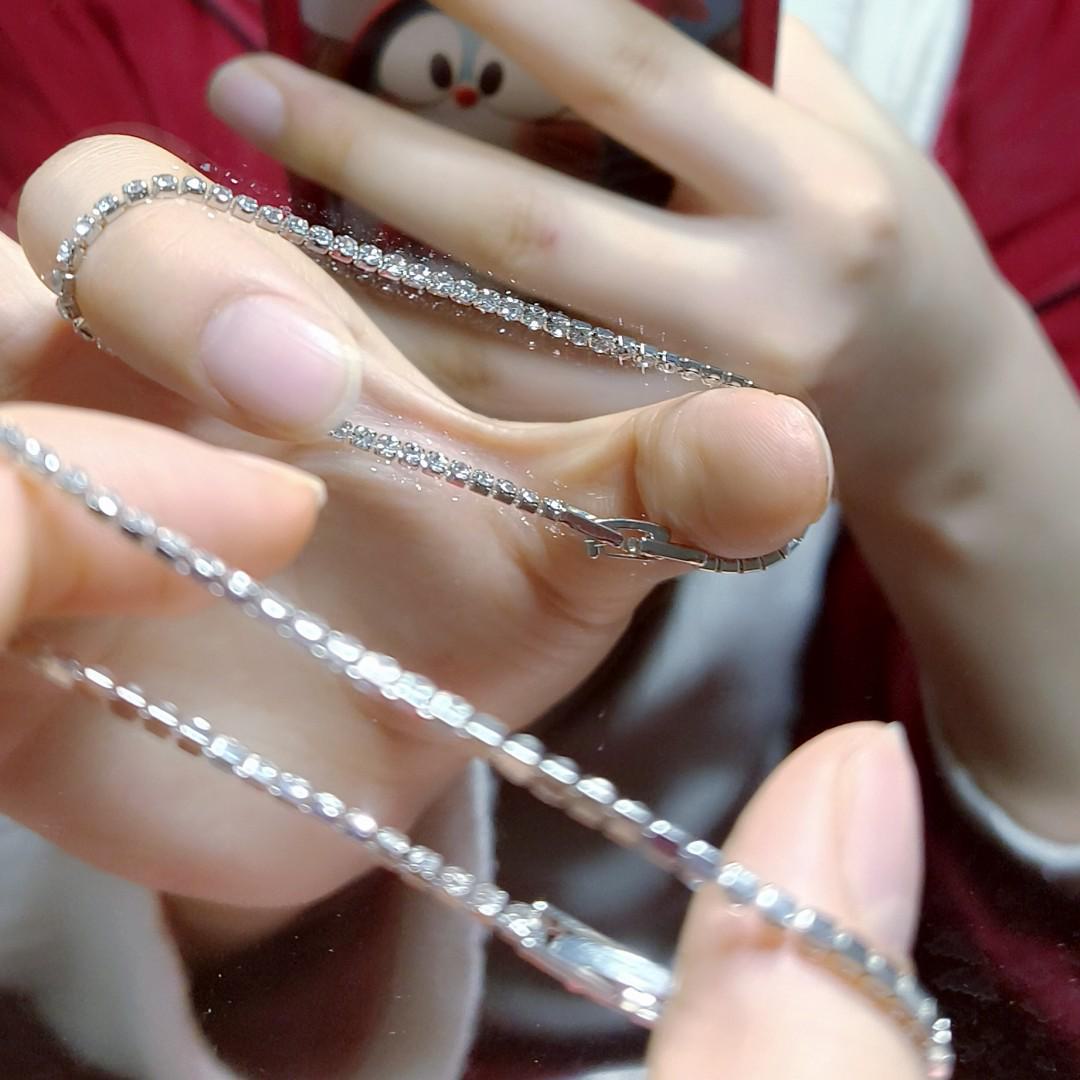 

Улучшите свой стиль: Элегантный бриллиантовый браслет с роскошным универсальным дизайном для женщин Full diamond bracelet