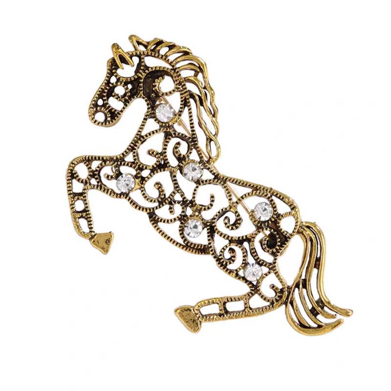 Elegant Zodiac Horse Brooch: High-End Retro Pin for Luxury Fashion Accessories