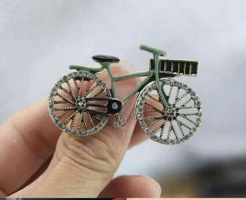 

Fashion Bicycle Shape Brooch Men Women Leisure Cycling Sports Gift Cyclists Badges Sports Lapel Pins Biking Jewelry Biker Gift зелений