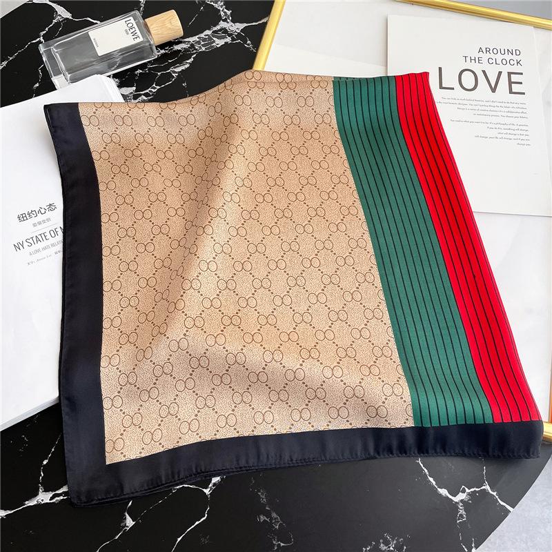 Luxury Chain Small Square Scarf 70Cm Imitation Silk Scarf Women'S Season Travel Decoration Scarf Shawl Silk Scarf