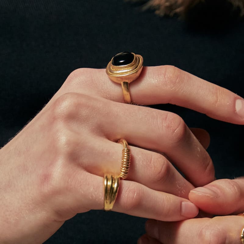 AEPICE cushion stone ring