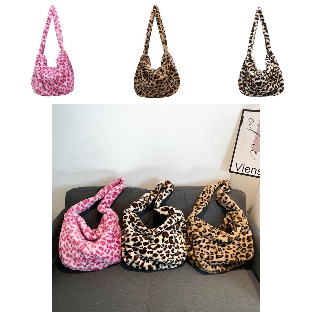 Trendy Large Capacity Plush Crossbody Bag For Women With Elegant Leopard Pattern