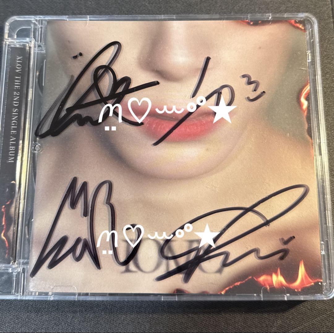 

[USED] XLOV Limited Edition All Members Signed CD MWAVE Album IONE Trading Card