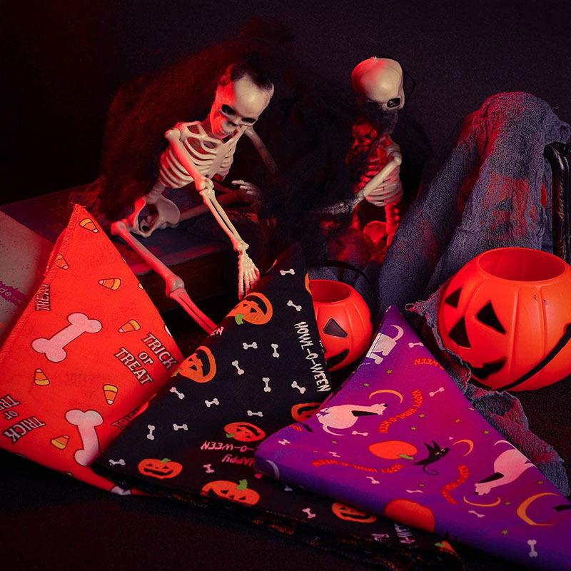 Halloween cute pet bandana, customizable with your own design, HALLOWEEN pattern triangle bandana