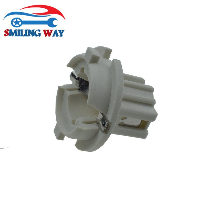 1X 2X 4X 6X Rear Tail Light Lamp Bulb Socket Holder For BMW 7 Series X5 E53 E70 X3 E83 2.5L 3.0L 4.4L 4.8L 6.0L 63216943036