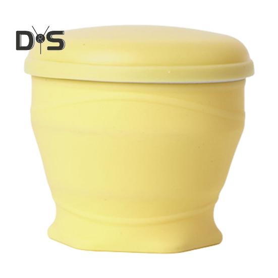 

Силиконовая складная кружка для воды со шнурком 180 мл, многоразовая портативная кружка для питья с широким горлом, легкая складная емкость для питья для путешествий на открытом воздухе 180ml жёлтый