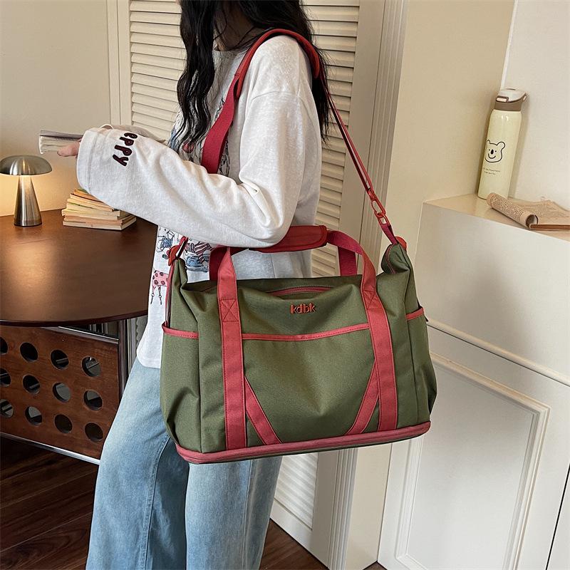 Women's Large Capacity Sports Fitness Bag - Fashionable Single Shoulder Travel Tote