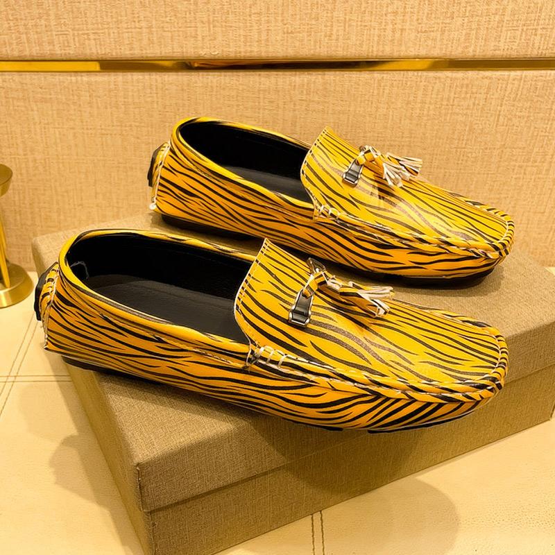 Fashion Mens Outdoor Loafers Leather Fashion Coiffeur Shoes Men 2024 All-match Men Casual Shoes Luxury Brand Classic Men Dress Footwear