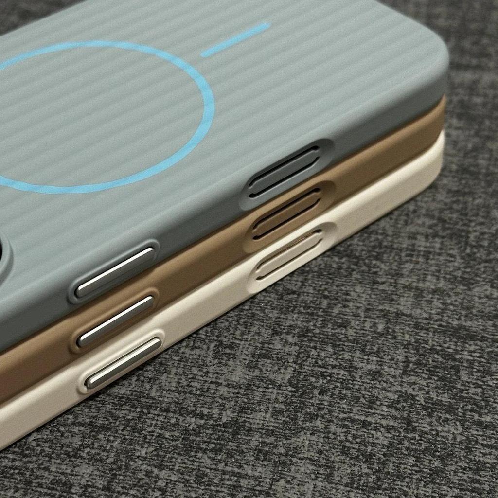 Corrugated Magnetic Case for iPhone 17 Pro Max - Frosted PC Hard Protective Cover